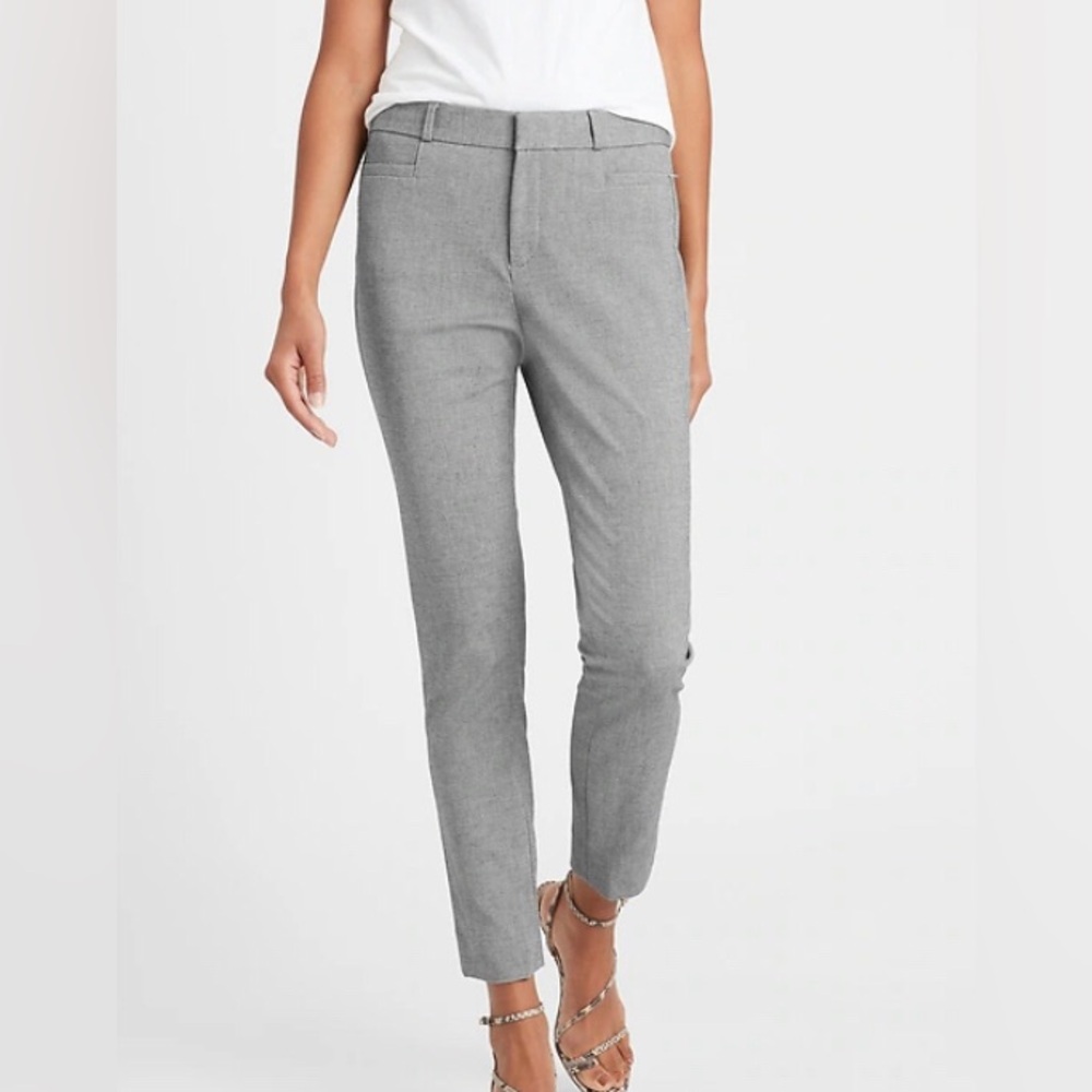 8P gray Sloan cropped pants